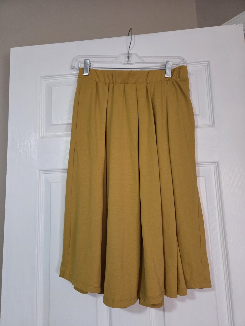 LuLaRoe Madison Women's Mustard Yellow Skirt With Pockets Size Small